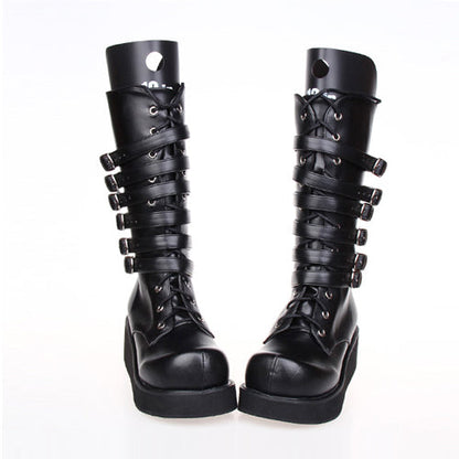 Subtly Elegant Boots with a Refined Vintage Look