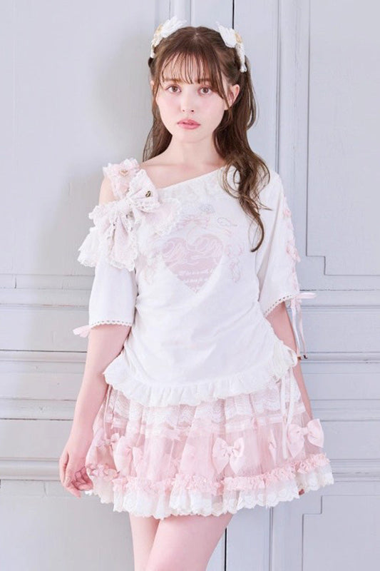 Sophisticated Garment with a Clean Classic Look