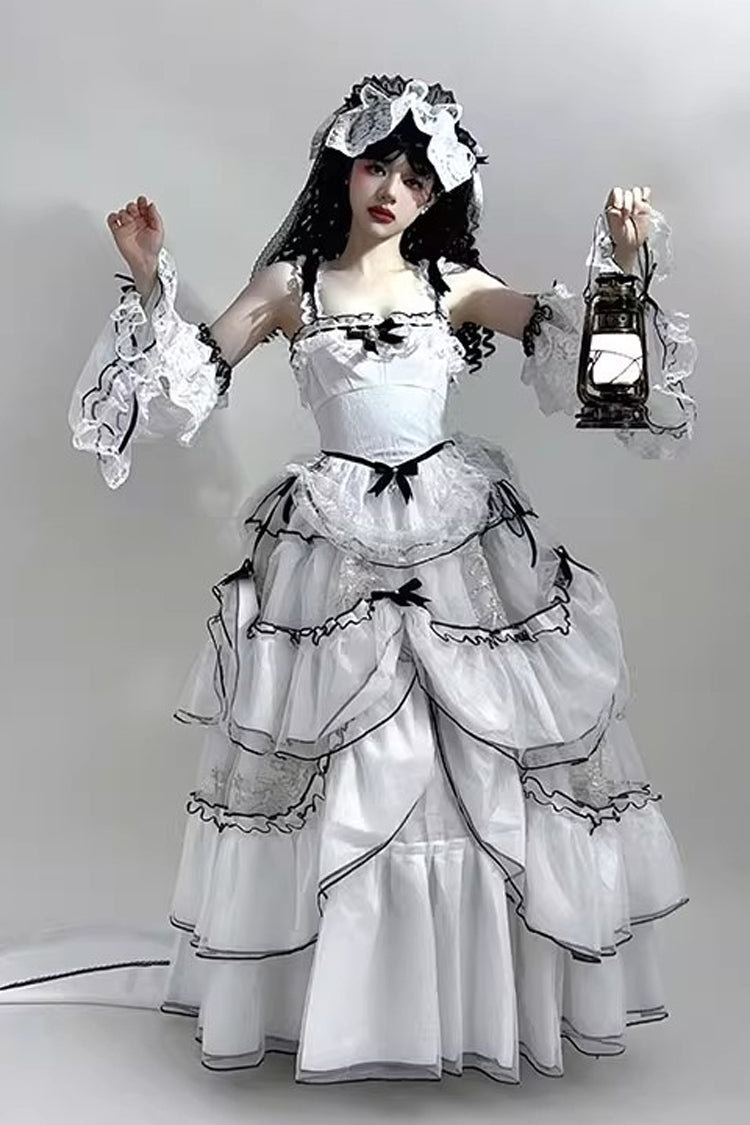 Finely Styled Dress with a Classic Vintage Look
