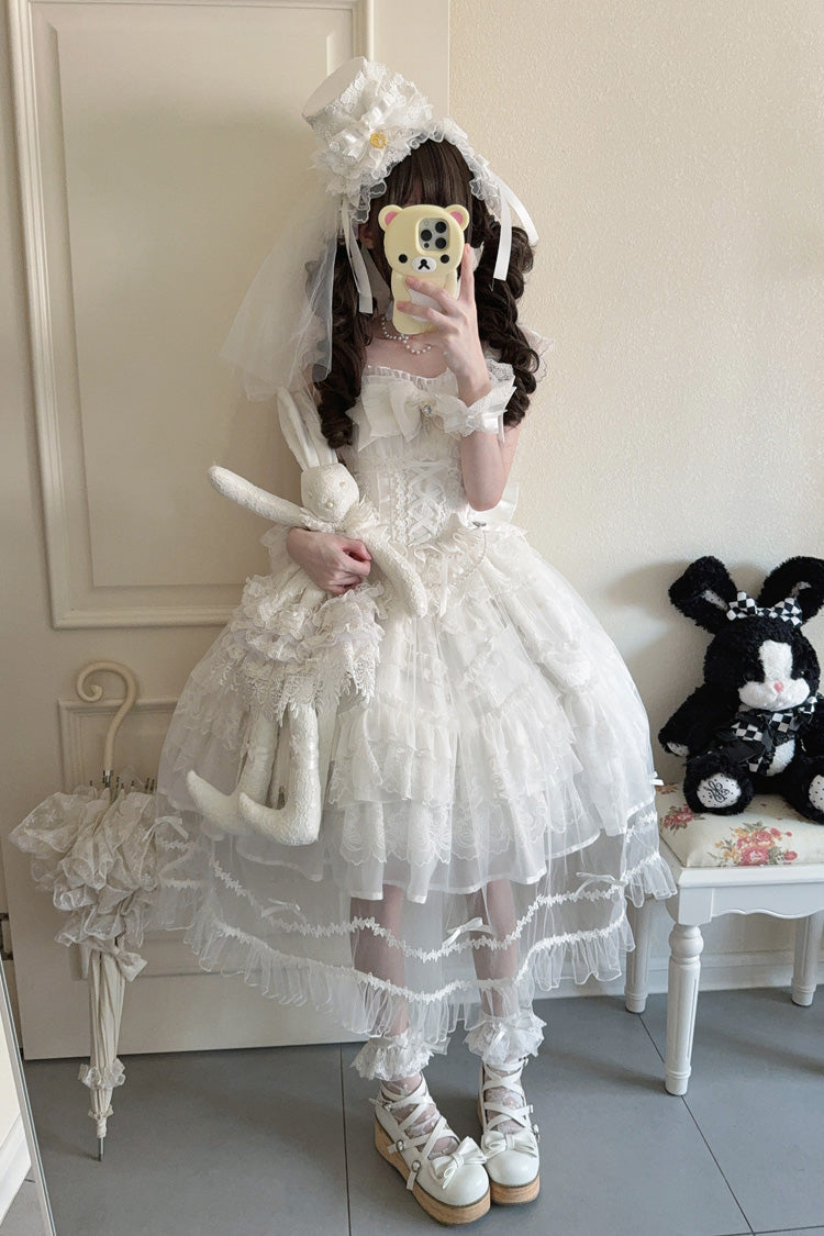 Subtly Elegant Dress with a Refined Vintage Look