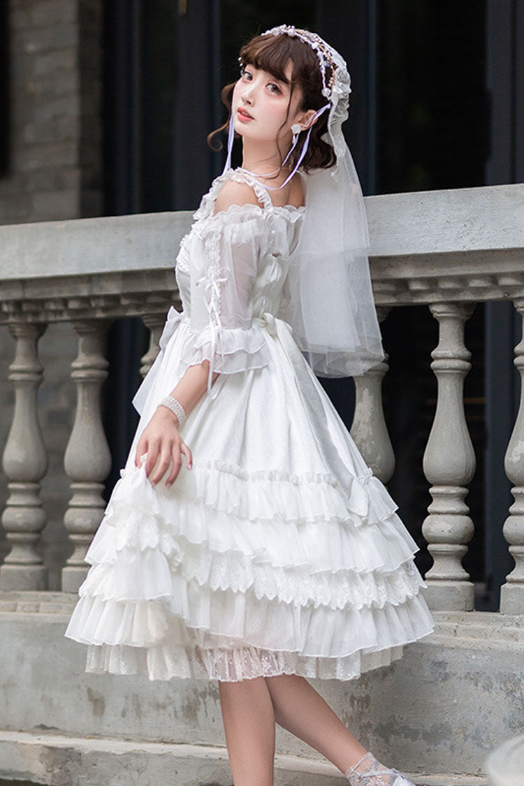Subtly Elegant Dress with a Refined Vintage Look