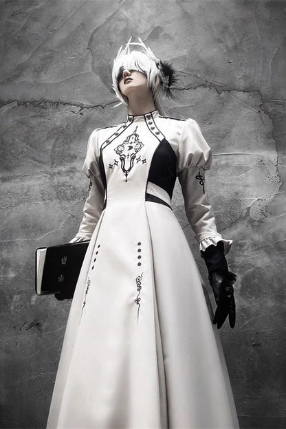Sophisticated Dress with a Clean Classic Look