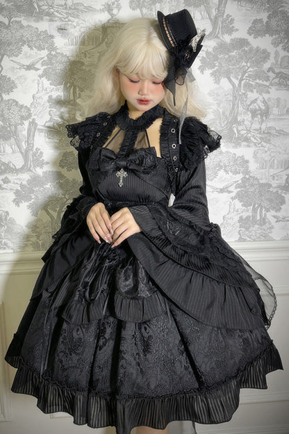 Finely Styled Dress with a Classic Vintage Look