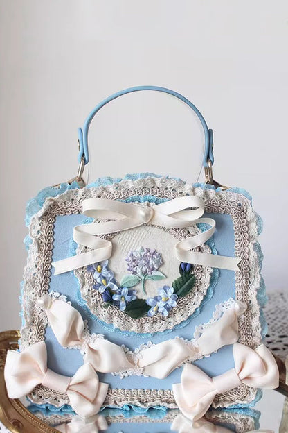 Vintage Style Bag with a Modern Fit