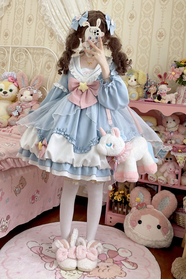 Finely Styled Dress with a Classic Vintage Look
