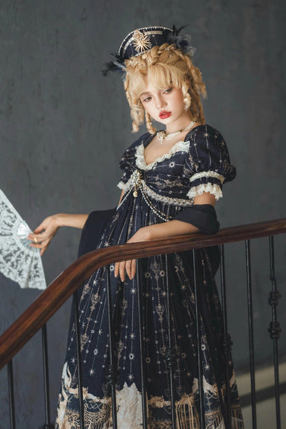 Finely Styled Dress with a Classic Vintage Look