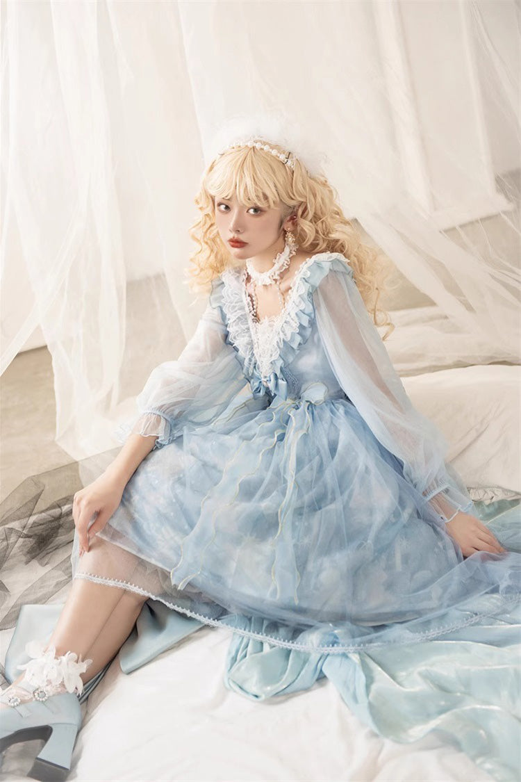 Subtly Elegant Dress with a Refined Vintage Look