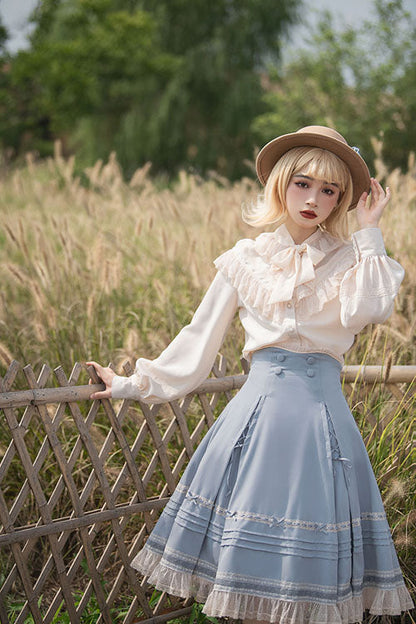 Finely Styled Garment with a Classic Vintage Look