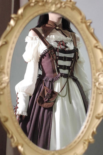Finely Styled Dress with a Classic Vintage Look