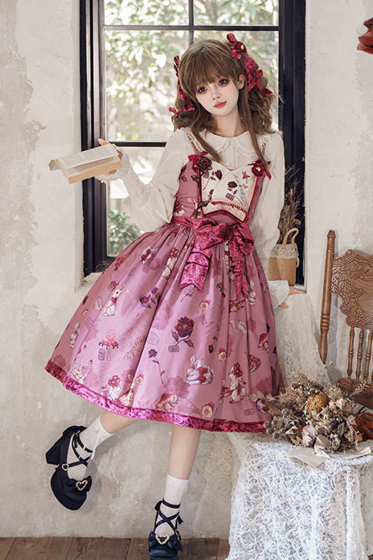 Finely Styled Dress with a Classic Vintage Look