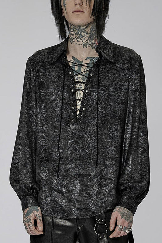 Beautifully Crafted Blouse in a Classic Style