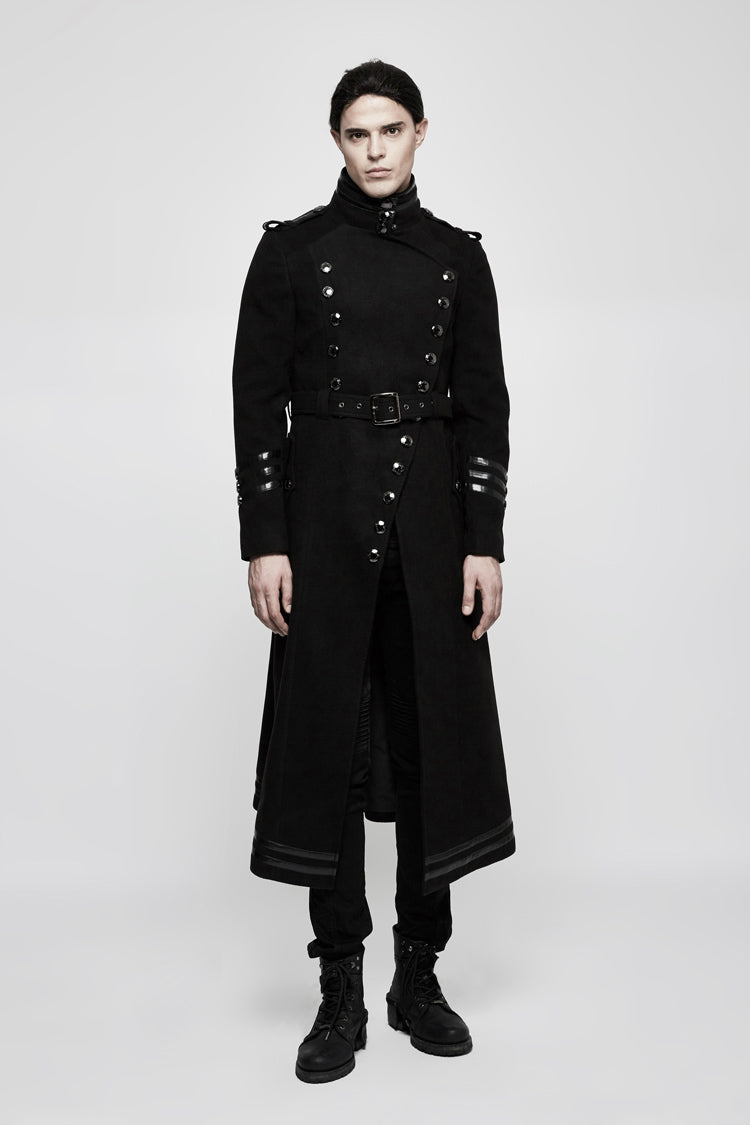 Beautifully Finished Coat in a Timeless Design