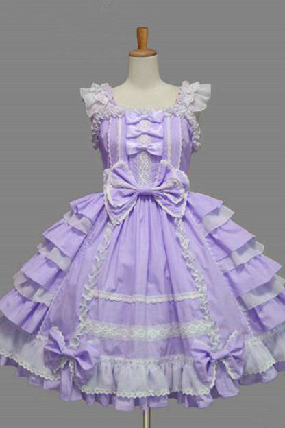 Subtly Elegant Dress with a Refined Vintage Look