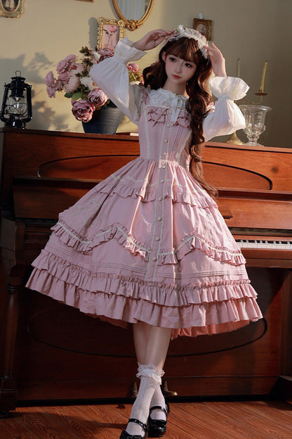 Beautifully Crafted Dress in a Classic Style