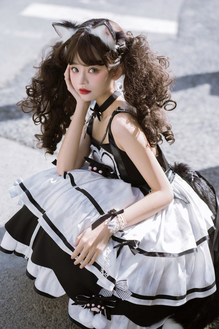 Casually Elegant Dress with a Refined Edge