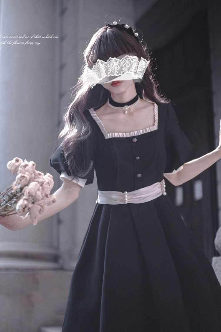 Casually Elegant Dress with a Refined Edge