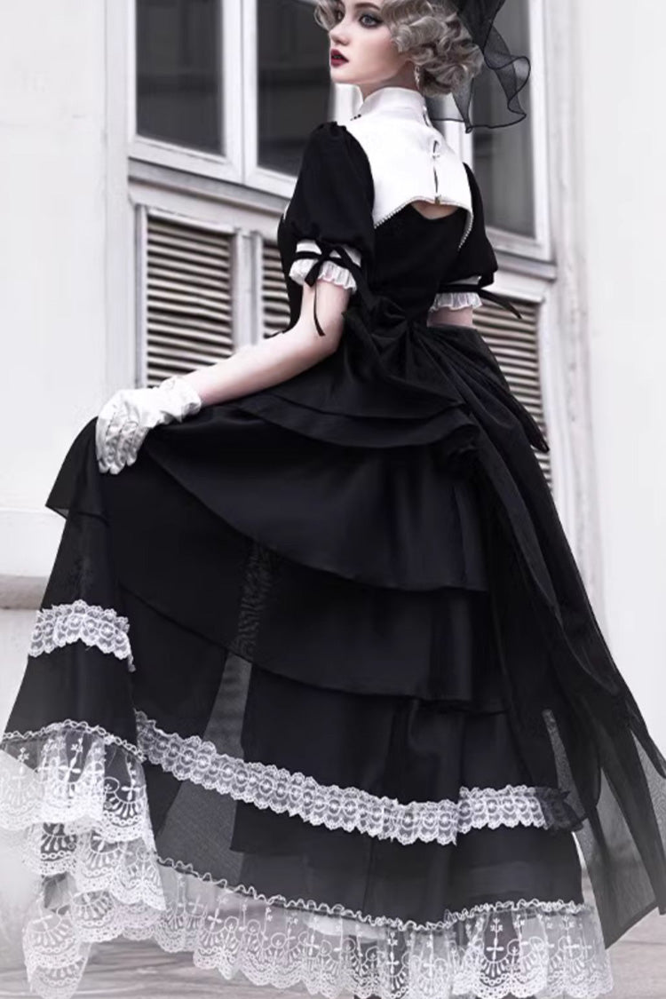 Finely Styled Dress with a Classic Vintage Look