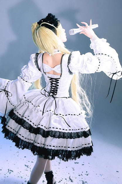 Beautifully Crafted Dress in a Classic Style