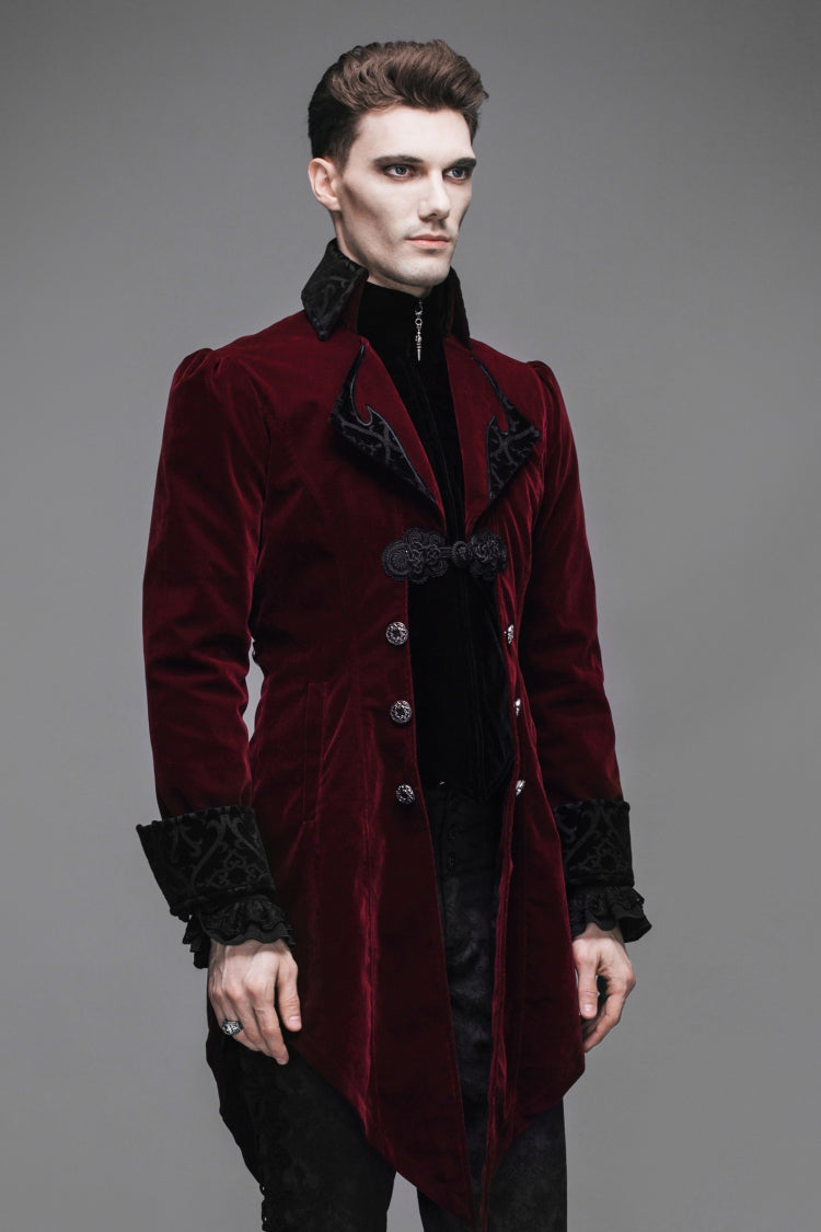 Beautifully Finished Coat in a Timeless Design