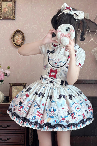 Finely Styled Dress with a Classic Vintage Look