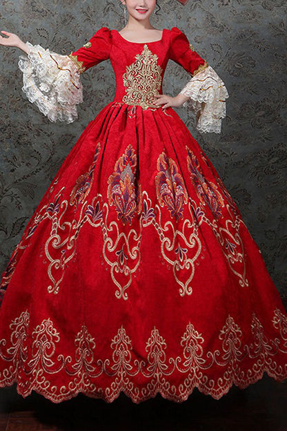 Finely Styled Dress with a Classic Vintage Look