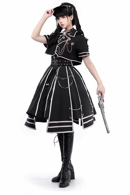 Finely Styled Garment with a Classic Vintage Look