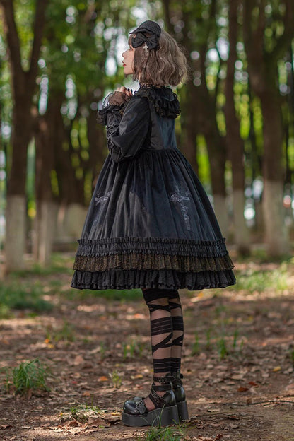 Classic Designed Dress in a Timeless Cut