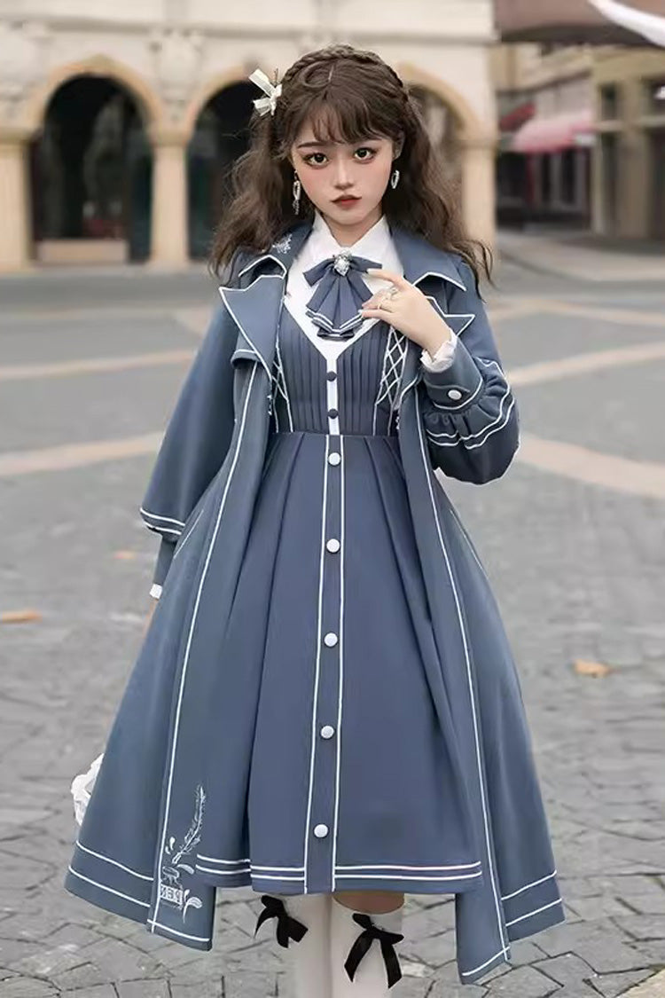 Finely Styled Dress with a Classic Vintage Look