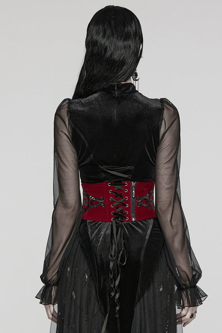 Finely Styled Garment with a Classic Vintage Look