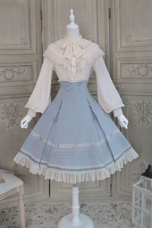 Finely Styled Garment with a Classic Vintage Look
