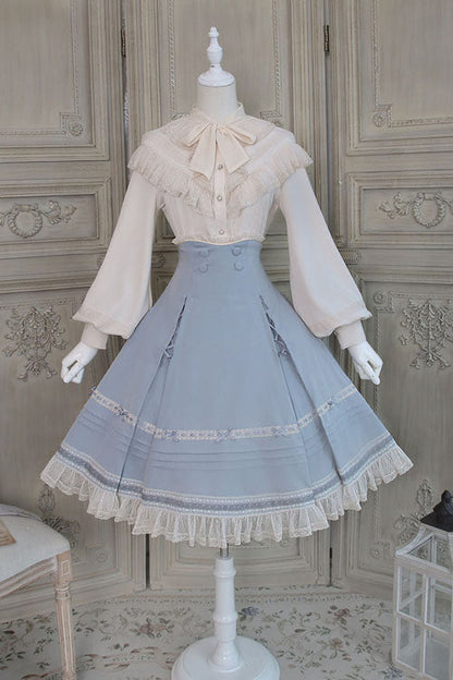 Finely Styled Garment with a Classic Vintage Look