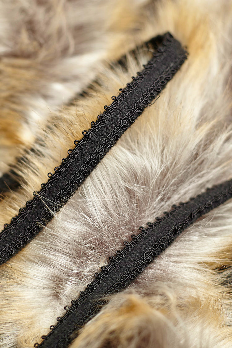 Elegantly Styled Coat for Everyday Wear