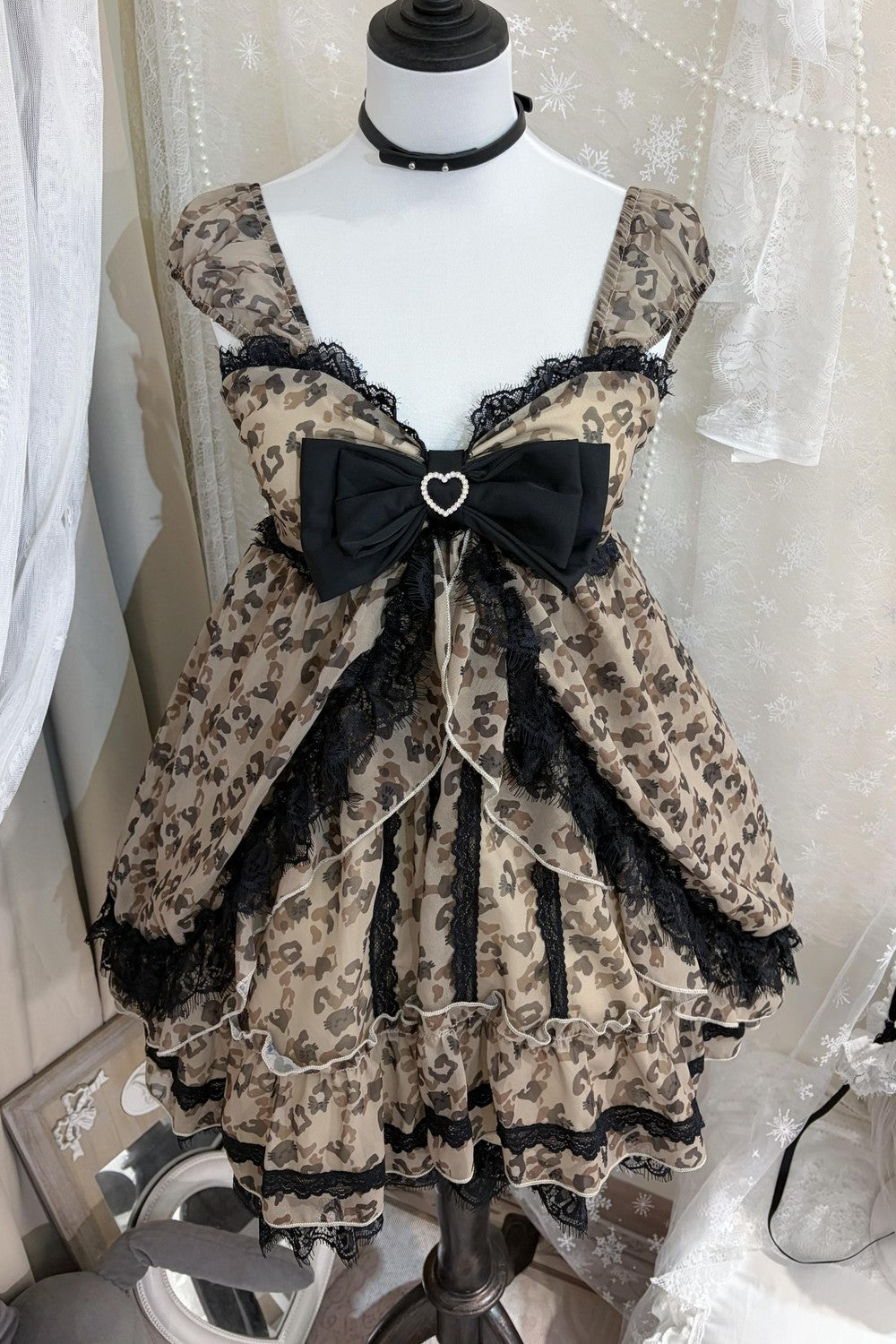 Leopard Ribbon Jewel Lace Camisole Top + Outerwear
