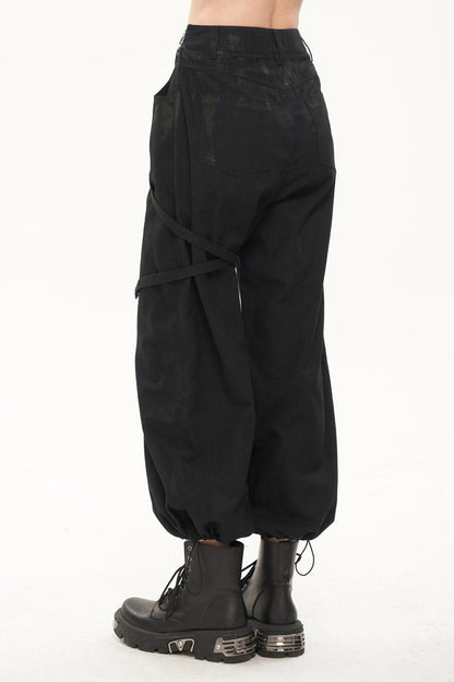 Elegantly Styled Pants for Everyday Wear