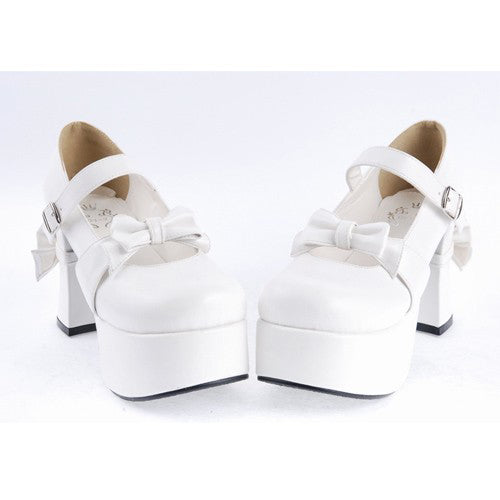Classic Vintage Shoes with a Flattering Fit