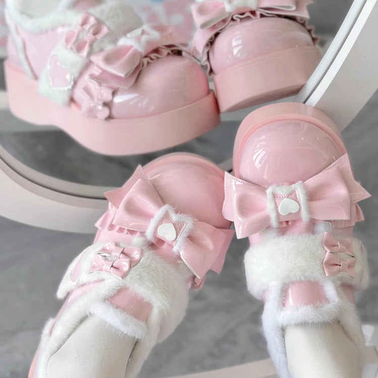 Subtly Elegant Shoes with a Refined Vintage Look