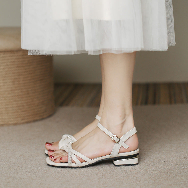 Casually Elegant Sandals with a Refined Edge