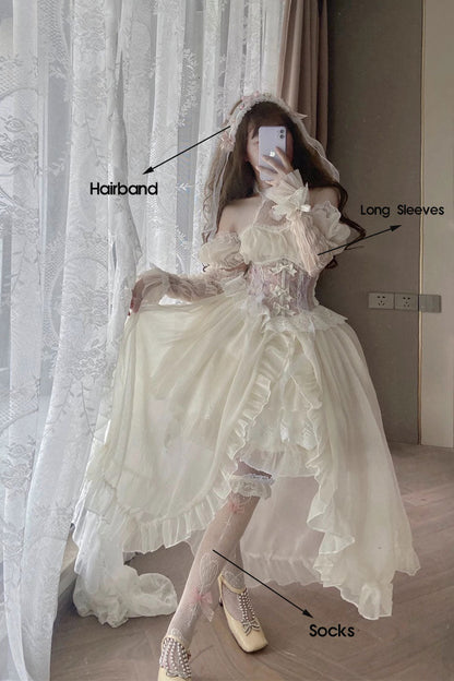 Finely Styled Dress with a Classic Vintage Look