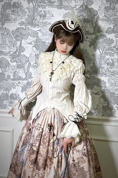 Classic Vintage Blouse with a Flattering Fit