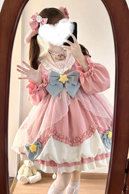 Finely Styled Dress with a Classic Vintage Look