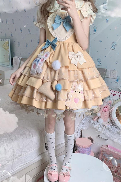 Finely Styled Dress with a Classic Vintage Look