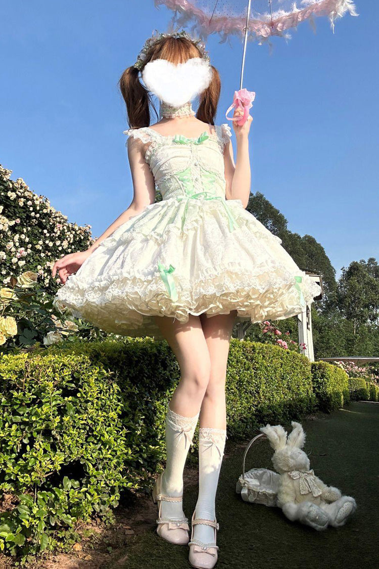 Subtly Elegant Dress with a Refined Vintage Look