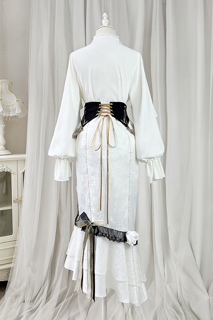 Sophisticated Garment with a Clean Classic Look