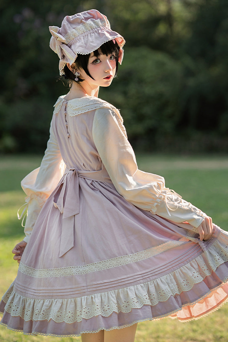 Finely Styled Dress with a Classic Vintage Look