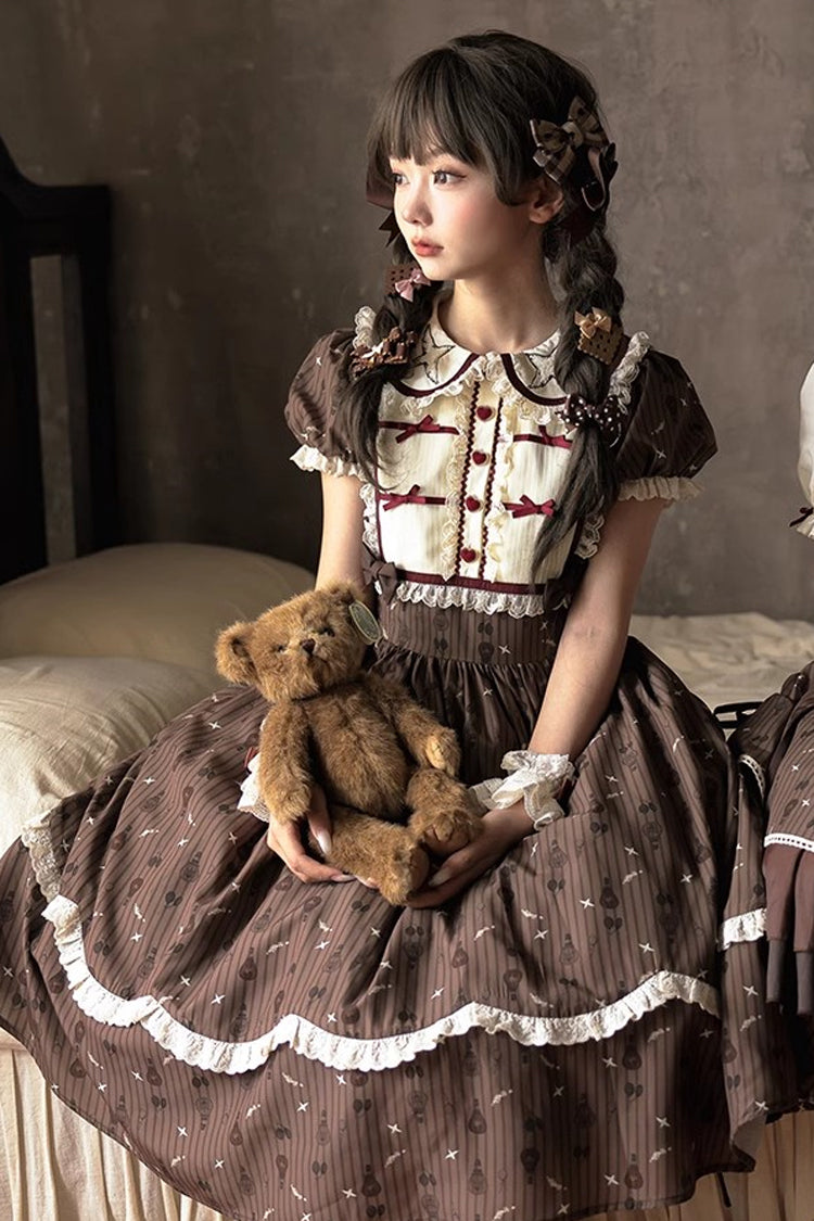 Finely Styled Dress with a Classic Vintage Look
