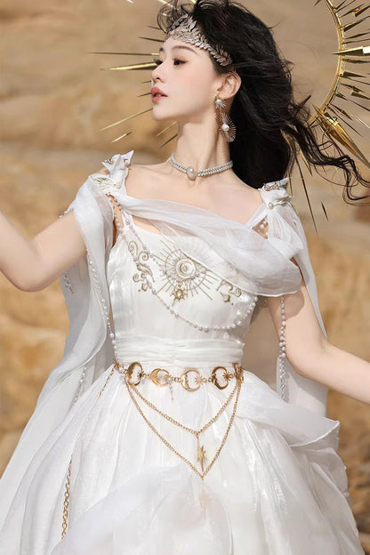 Effortlessly Elegant Dress with a Timeless Design