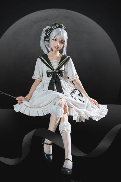 Subtly Elegant Dress with a Refined Vintage Look