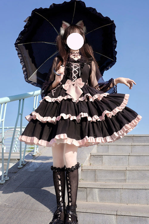 Subtly Elegant Dress with a Refined Vintage Look