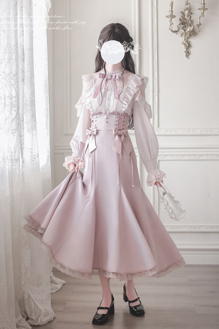 Subtly Elegant Dress with a Refined Vintage Look