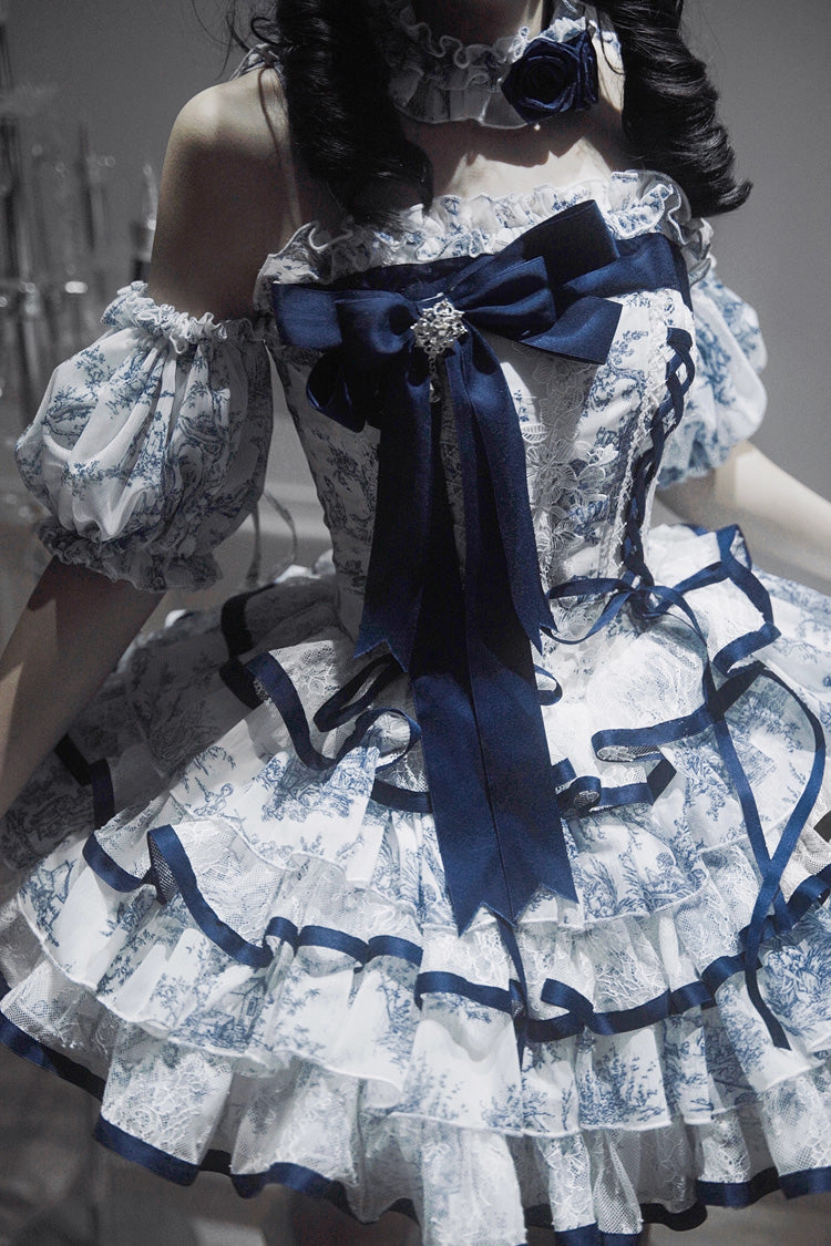 Finely Styled Dress with a Classic Vintage Look